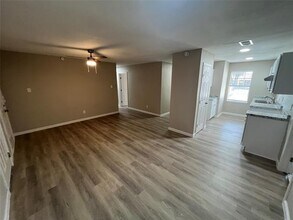 6524 Treetop Ln in Dallas, TX - Building Photo - Building Photo