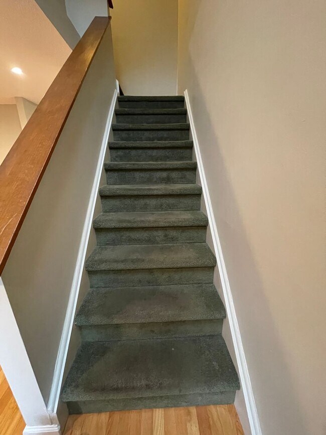 20 E Pembroke Rd-Unit -#7 in Danbury, CT - Building Photo - Building Photo