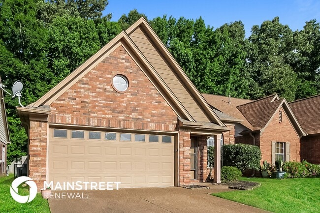 1393 Marhill Cove in Cordova, TN - Foto de edificio - Building Photo