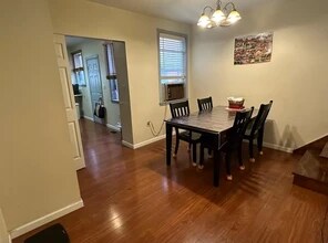 142 Chesterfield Rd in Pittsburgh, PA - Building Photo - Building Photo