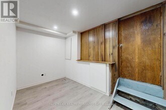 393 Jones Ave in Toronto, ON - Building Photo - Building Photo