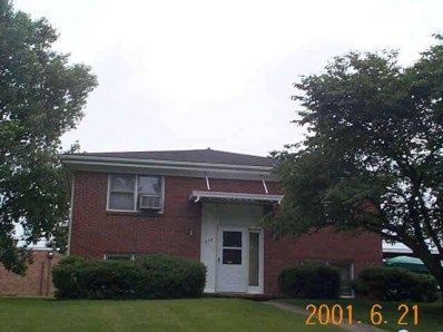 310 Mecherle Dr in Bloomington, IL - Building Photo