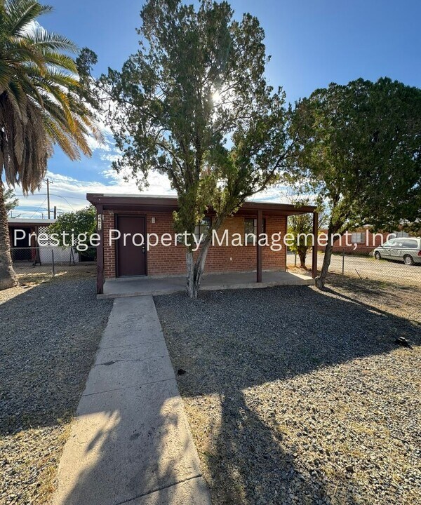 4626-4628 E 19th St in Tucson, AZ - Foto de edificio