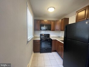 18 Greenhill Rd in Media, PA - Building Photo - Building Photo