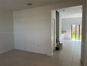 28701 SW 132nd Pl in Homestead, FL - Building Photo - Building Photo