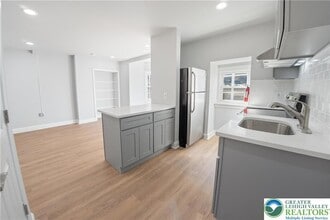 827 Linden St in Allentown, PA - Building Photo - Building Photo
