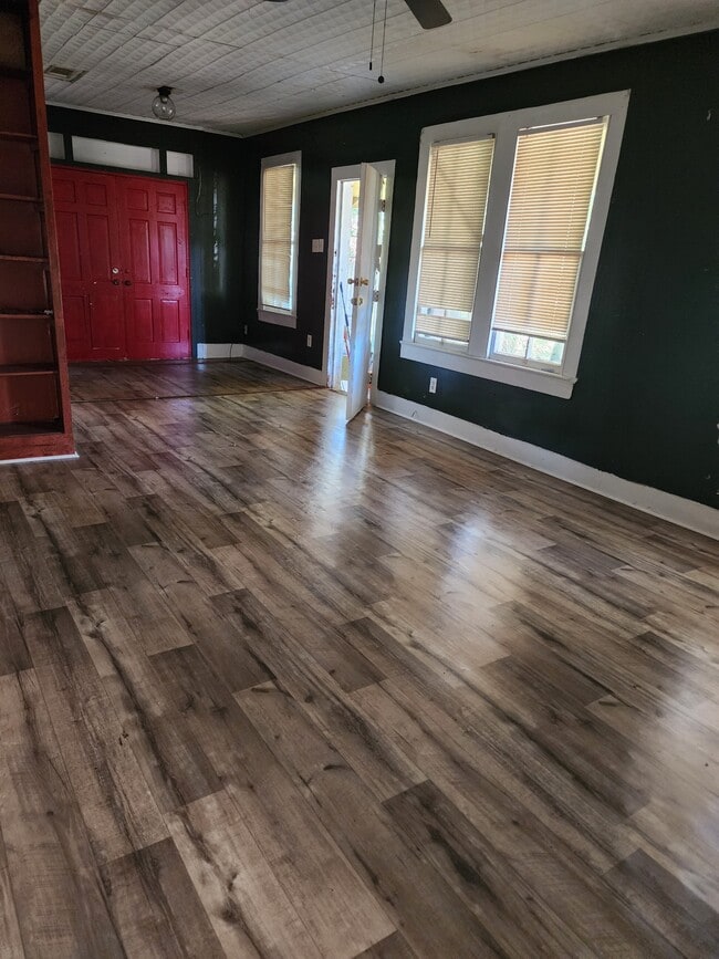 property at 2730 Convention St