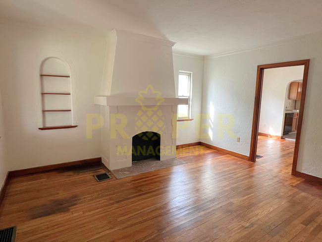 429 Sandhurst Dr in Dayton, OH - Building Photo - Building Photo