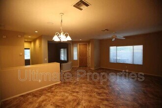 9453 W Frank Ave in Peoria, AZ - Building Photo - Building Photo