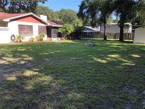 8624 Dee Cir in Riverview, FL - Building Photo - Building Photo