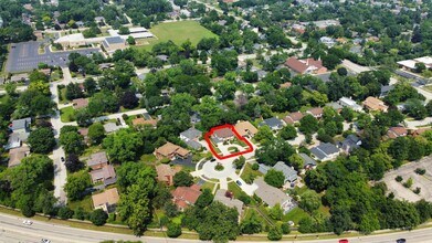 3320 Lakewood Ct in Glenview, IL - Building Photo - Building Photo