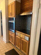 617 Gatewood Ave in High Point, NC - Building Photo - Building Photo