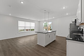 Steel Works in Steelton, PA - Foto de edificio - Interior Photo