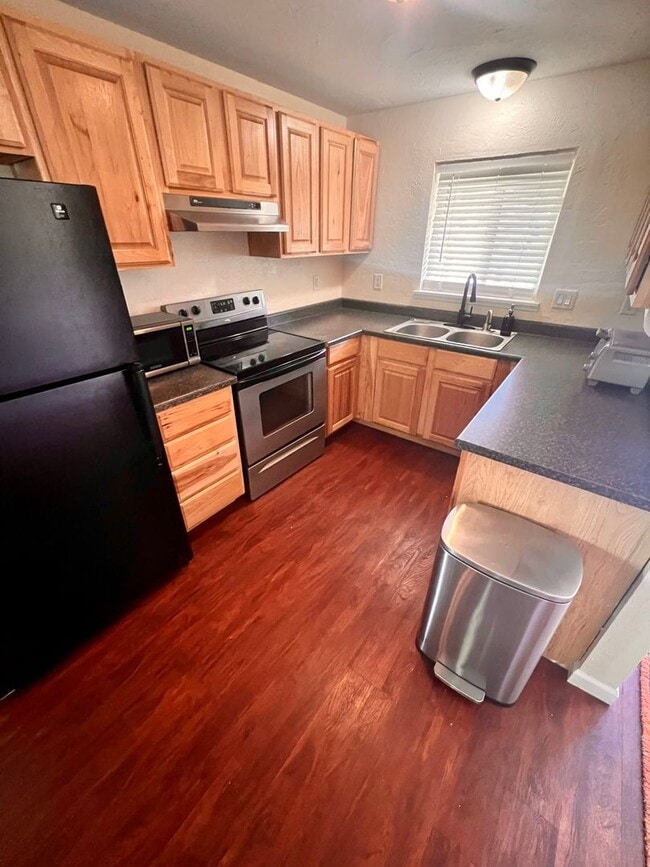 68 SW Cleveland Ave in Bend, OR - Building Photo - Building Photo