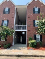 616 Marshtree Ln, Unit Landfall in Fayetteville, NC - Building Photo