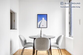 150 E 57th St in New York, NY - Building Photo - Building Photo