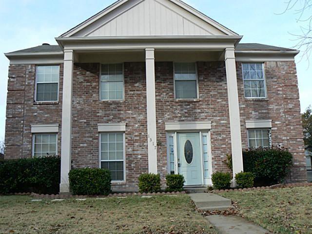 property at 1317 E Miller Dr