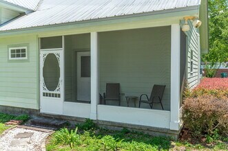 322 Crescent Dr in Defuniak Springs, FL - Building Photo - Building Photo