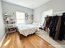 65 Burrell St, Unit 3 in Boston, MA - Building Photo