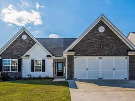216 Overlook Dr in Dallas, GA - Building Photo