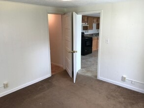 202 S Ash St in Centerville, IN - Building Photo - Building Photo