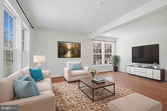 5119 Spring Willow Ct in Owings Mills, MD - Building Photo - Building Photo