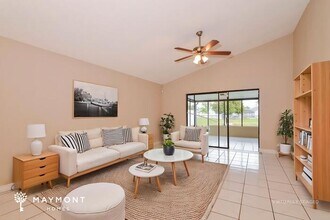 1019 Apopka Woods Ln in Orlando, FL - Building Photo - Building Photo