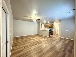 923 Coles Creek in Yukon, OK - Building Photo - Building Photo