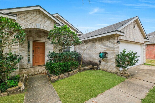 property at 3018 Park Springs Ln