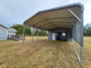 188 Co Rd 3070 in Crockett, TX - Building Photo - Building Photo