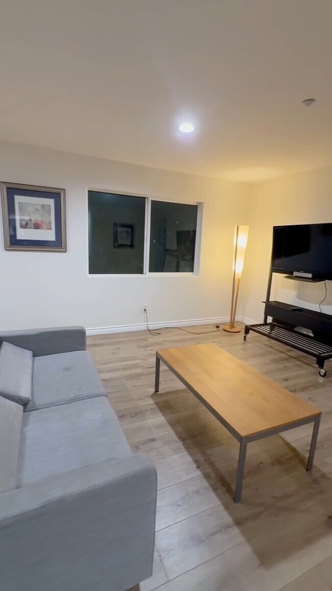 property at 521 S Alameda St