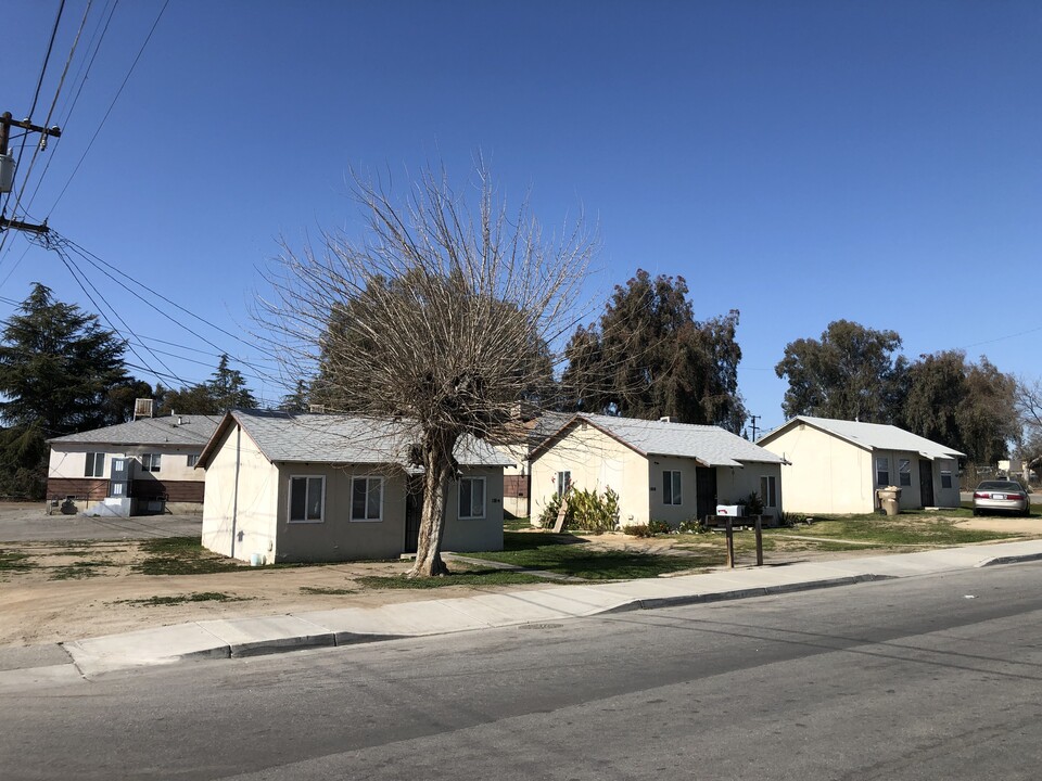 1013 Grace St in Bakersfield, CA - Building Photo