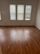 8416 S Euclid Ave in Chicago, IL - Building Photo - Building Photo