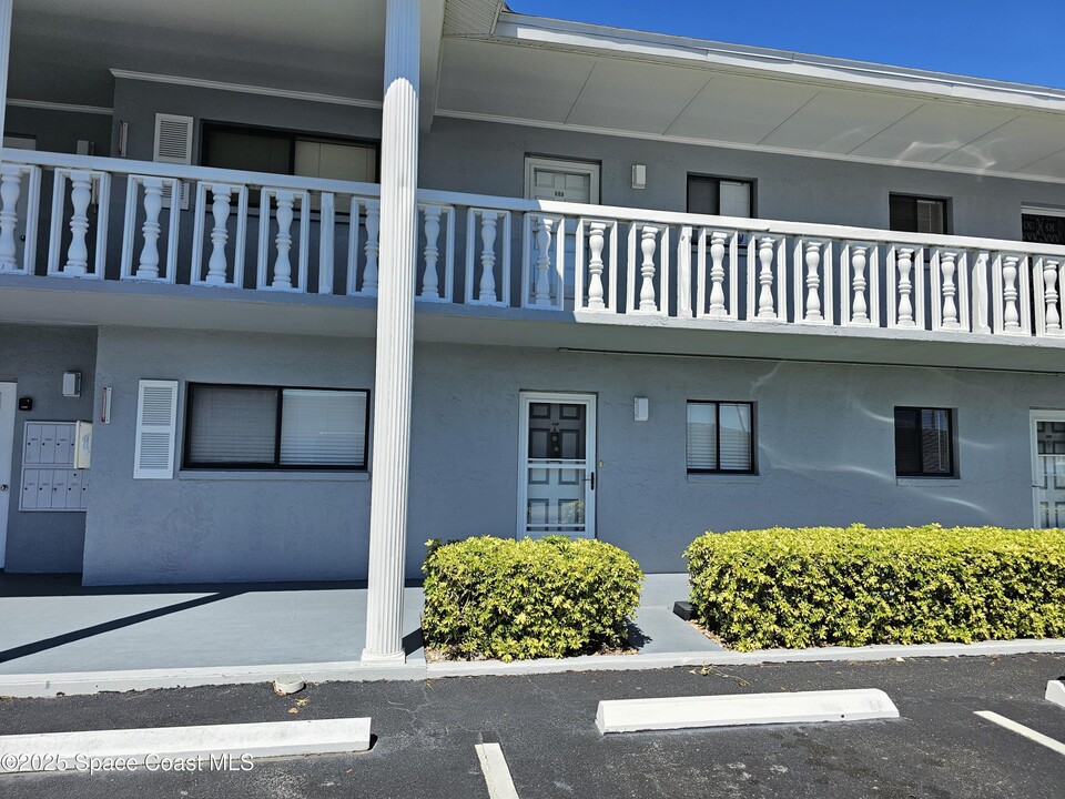 3799 S Banana River Blvd in Cocoa Beach, FL - Building Photo