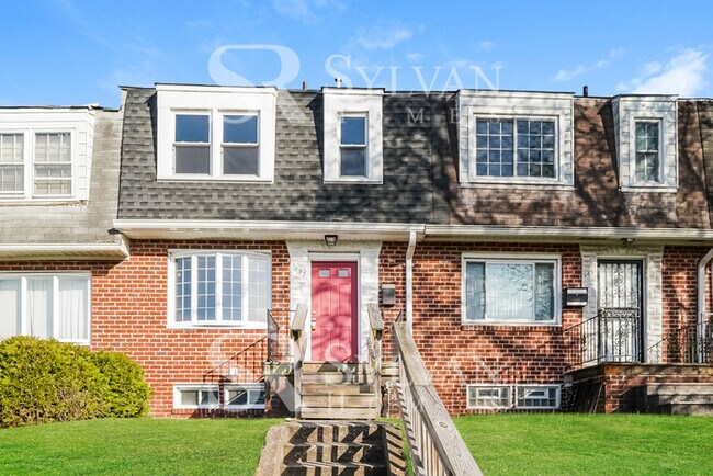 5693 Arnhem Rd in Baltimore, MD - Building Photo - Building Photo