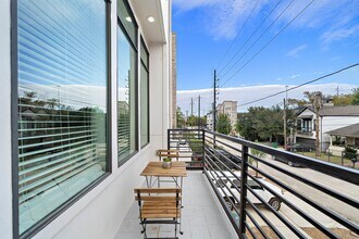 1603 Holly St in Houston, TX - Building Photo - Building Photo