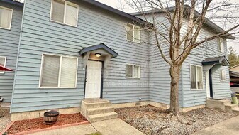 801 N Brigger St in Post Falls, ID - Building Photo