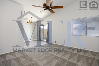 425 E Marco Polo Rd in Phoenix, AZ - Building Photo - Building Photo