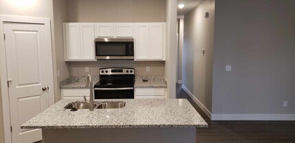 5156 N Cypress St in Bel Aire, KS - Building Photo - Building Photo