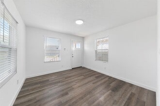 708 38th St in Galveston, TX - Building Photo - Building Photo