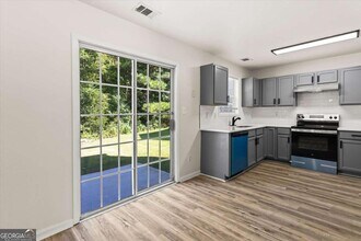 4780 Browns Mill Ferry Rd in Stonecrest, GA - Building Photo - Building Photo