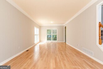 3418 Rose Arbor Ct in Atlanta, GA - Building Photo - Building Photo