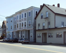 292 Whittenton St in Taunton, MA - Foto de edificio - Building Photo