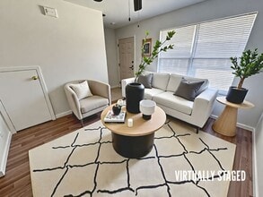 1203 Monroe Loop in Killeen, TX - Foto de edificio - Building Photo