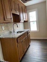 218 Kelsey St, Unit 1 in New Britain, CT - Building Photo - Building Photo