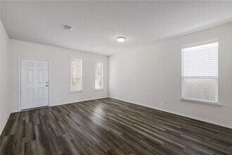 14104 Honey Gem Dr in Pflugerville, TX - Building Photo - Building Photo