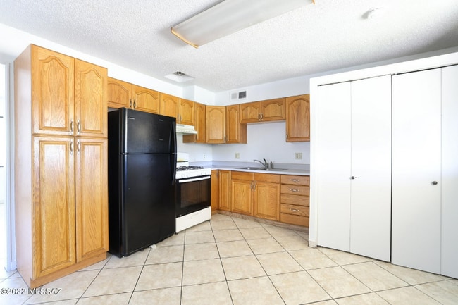 1304 E Copper St in Tucson, AZ - Building Photo - Building Photo