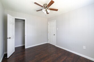 2503 Delano St in Houston, TX - Foto de edificio - Building Photo