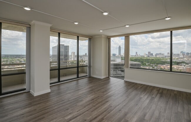 property at 15 Greenway Plz