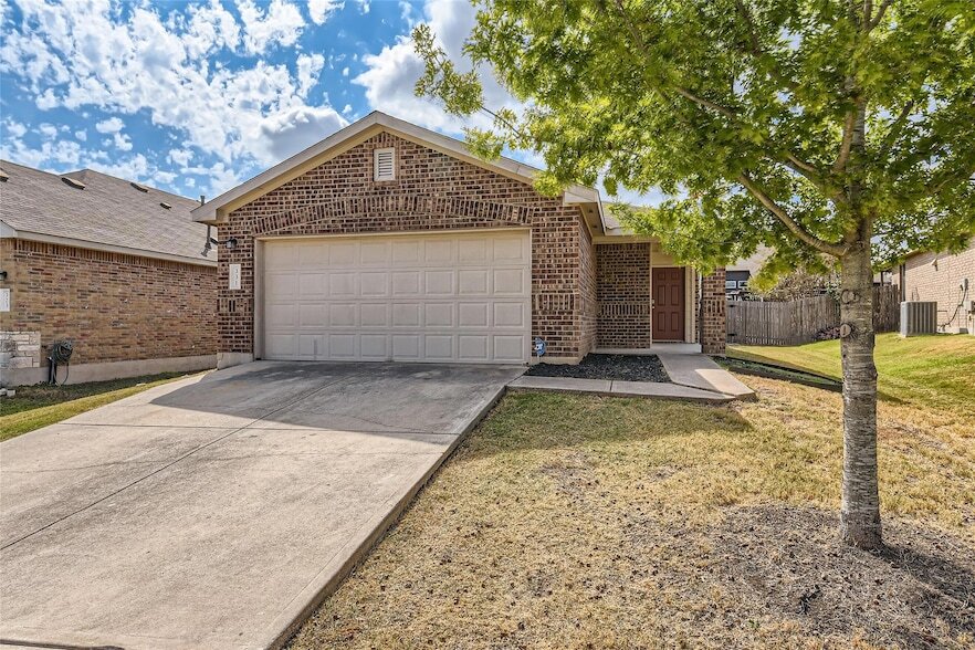 331 Moonwalker Trail in Buda, TX - Building Photo